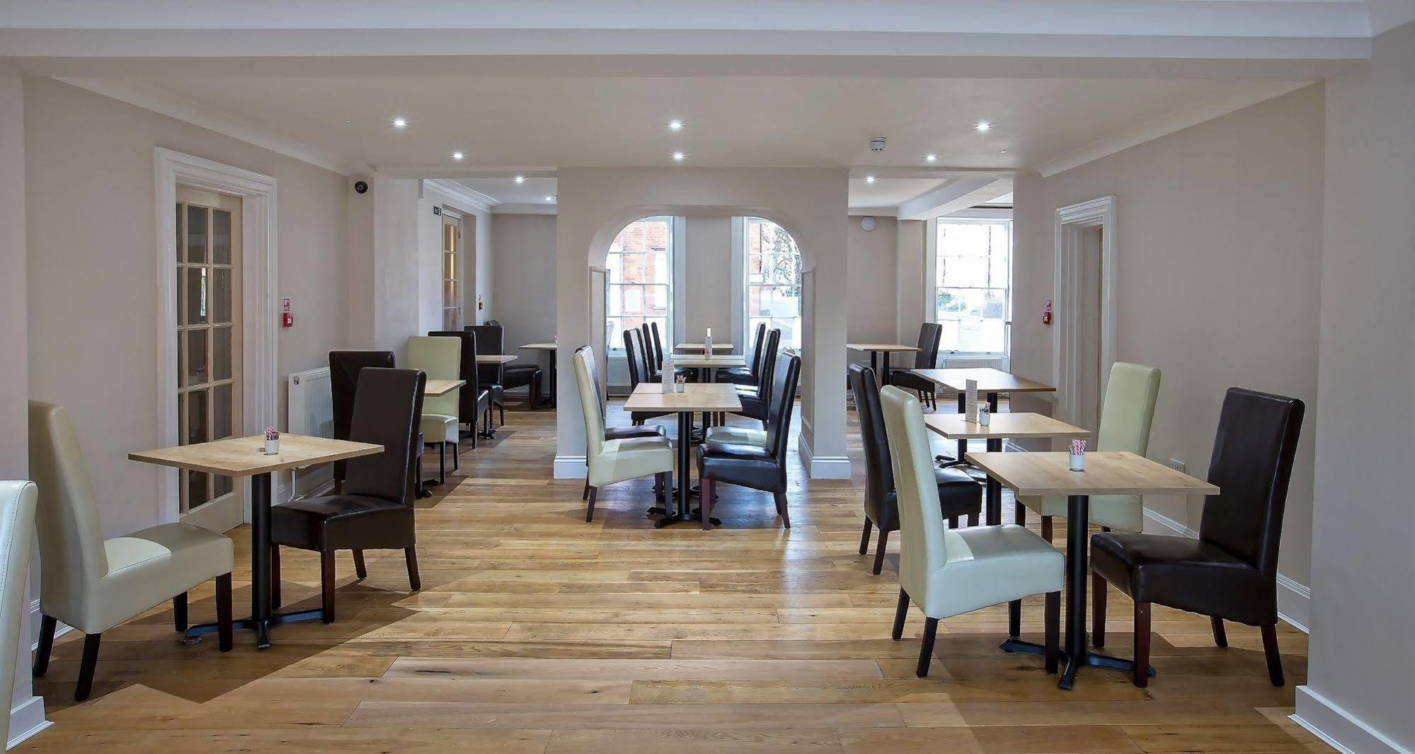 The Bishops Table Hotel Farnham  Kültér fotó