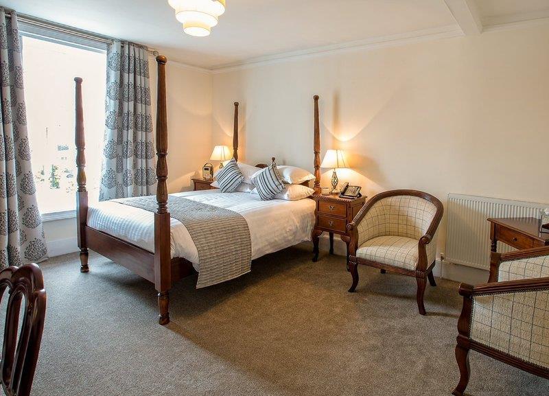 The Bishops Table Hotel Farnham  Kültér fotó